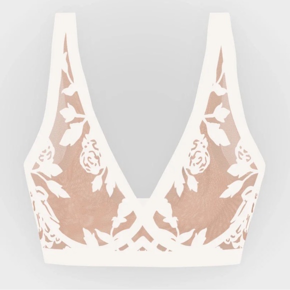 EBY Other - Women’s Lace Plunge Bralette - White & Nude